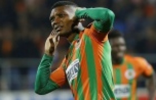 Alanyaspor'lu yıldız için Başakşehir'le...