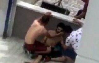 Önce 4 yerinden bıçakladı sonra başında bekledi