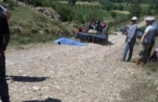 Traktör kazalarında 2 kişi hayatını kaybetti
