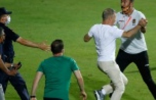Ahmet Ağaoğlu Alanya'da böyle saldırdı
