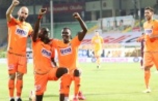 Alanya'daki gol düellosunda puanları paylaştık