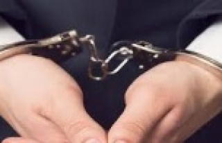 Alanya’da 27 yıl hapis cezasıyla aranan cezaevi...