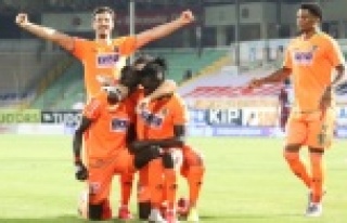 Alanyaspor bu akşam Göztepe'ye konuk oluyor