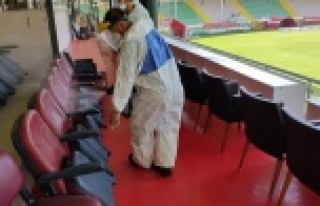 Bahçeşehir Okulları Stadyumu'nda dezenfeksiyon...