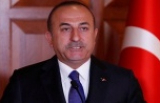 "Fransa bir darbeciyi destekliyor"