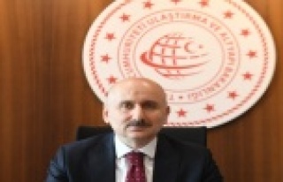 Bakan Karaismailoğlu'ndan dış hat uçuşlarla...
