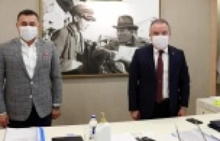 Başkan Yücel, Böcek'i ziyaret etti