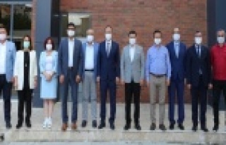 “Belediyeler de pandemi sürecinin en büyük kahramanları”