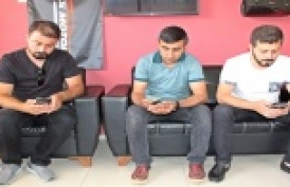 Cep telefonlarından şebeke sinyali gidince, hayatlarının...