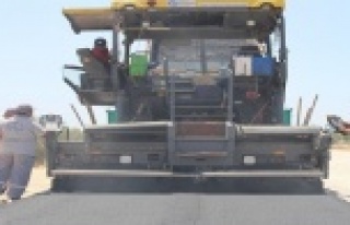 Cezaevi yoluna sıcak asfalt