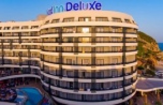 Noxinn Deluxe Otel'e Güvenli Turizm Sertifikası