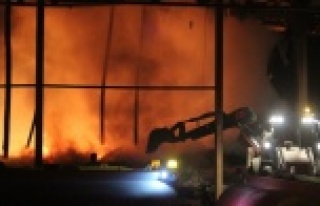 Soğuk hava deposunda korkutan yangın! Zarar büyük