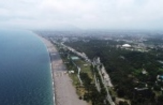 Turizm kenti Antalya, yüksek neme teslim