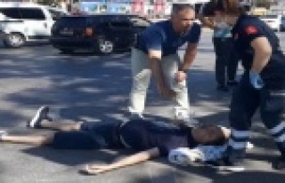 Yerde acı içinde kıvranan baba oğlunu sınava...