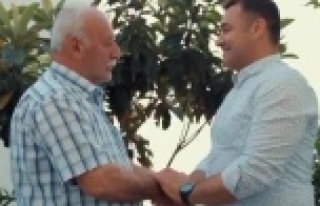 Yücel'den babalar için anlamlı video