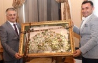 Yücel'den Vali Yazıcı'ya hayırlı olsun...