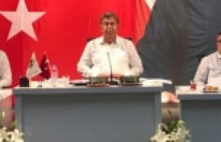 Adliyeden çıkıp Alanya Belediye Meclisine başkanlık...