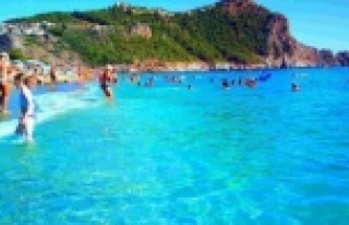 Alanya'nın Kleopatra Plajı Türkiye'de...