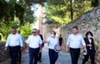 Alanya'yı ziyaret eden yeni validen önemli...