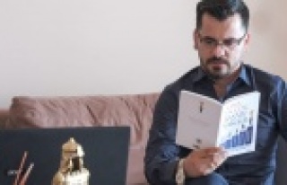 Alanyalı yazar satış rekoru kırdı