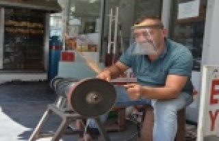 Bıçak bileme ustalarının yoğun mesaisi