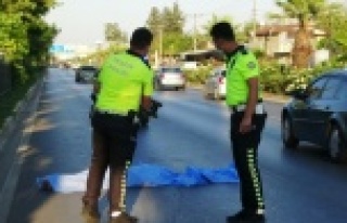 Çevre yolunda karşıdan karşıya geçmek isteyen...