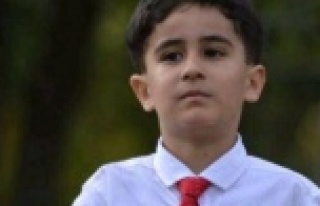 Düğünde 'Abi beni bir şey ısırdı'...