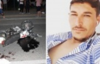 Otomobille çarpışan motosiklet sürücüsü hayatını...