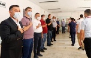 Personeliyle bayramlaşan Yücel'den halka mesaj