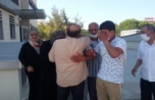 Suriyeli gencin cenazesini ailesi salavatlarla aldı