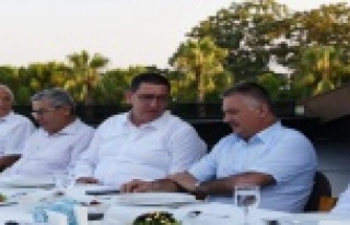 Vali Yazıcı: “Esnafın her zaman yanında olacağım”