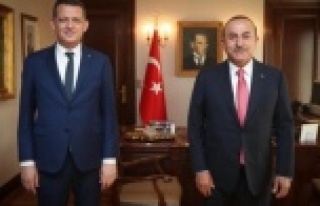 Yeni kaymakamın ilk durağı bakan Çavuşoğlu oldu