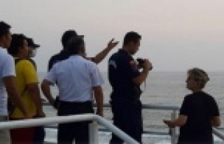 Alanya'da denize girip dönmeyen şahıs aranıyor