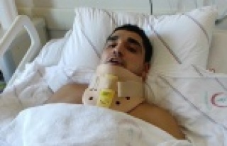 Alanya'da doğal havuza atlayarak kafasını...