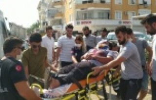 Alanya'da otomobil refüje çıktı: 1 yaralı...