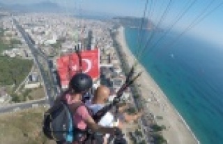 Alanya semalarında 30 Ağustos coşkusu