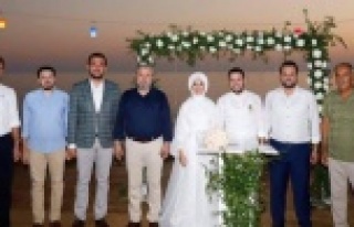 Alanyalı genç siyasetçi dünya evine girdi