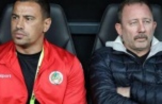 Alanyaspor'a sürpriz teknik direktör adayı