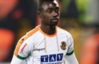 Alanyaspor'da Cisse kalıyor mu?