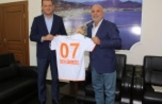 Alanyaspor'dan hayırlı olsun ziyareti