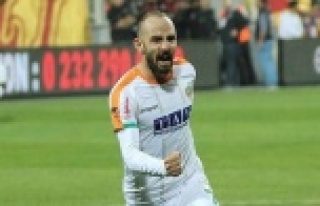 Alanyaspor kaptanına milli görev