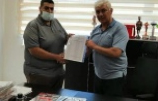 Alper Arıkan mazbatasını aldı