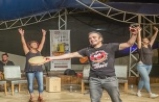 Ayan Beyan Doğaçlama” üçüncü kez seyirciyle...