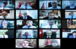Bakan Koca, 18 ilin sağlık müdürleriyle ile görüştü