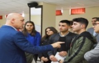 Başkan Bahar'dan gençlere bilime yönelin çağrısı!