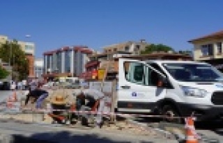 Büyükşehir, Balbey’de durak ceplerini düzenliyor