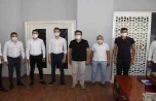 CHP’li gençler Başkan Genç'i ziyaret etti