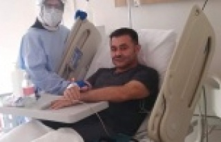 Eşi Başkan Yücel'i ziyaret edip bu resmi paylaştı