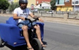 Gören dönüp bir daha bakıyor