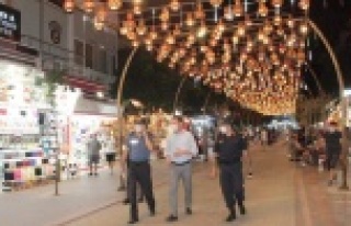 Kaymakam gece Covid-19 denetimi yaptı